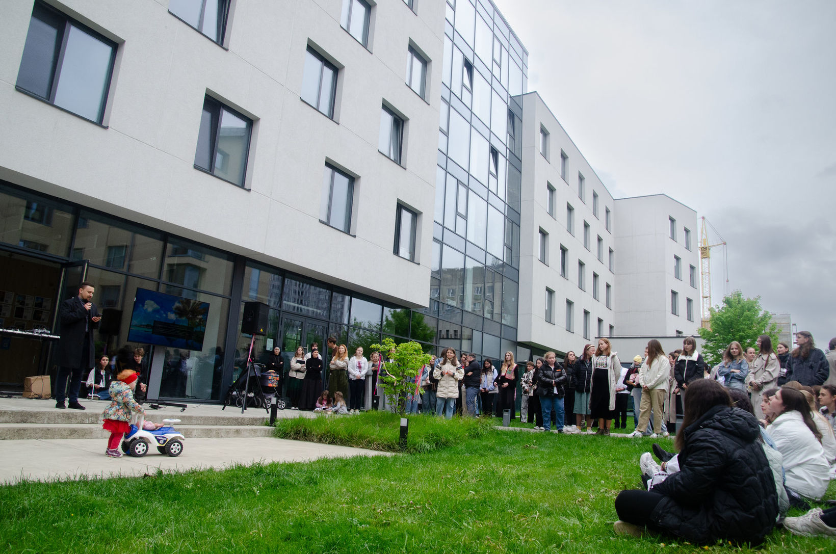 Діємо там, де нам болить: як студенти колегіуму УКУ служать іншим Діємо там, де нам болить: як студенти колегіуму УКУ служать іншим