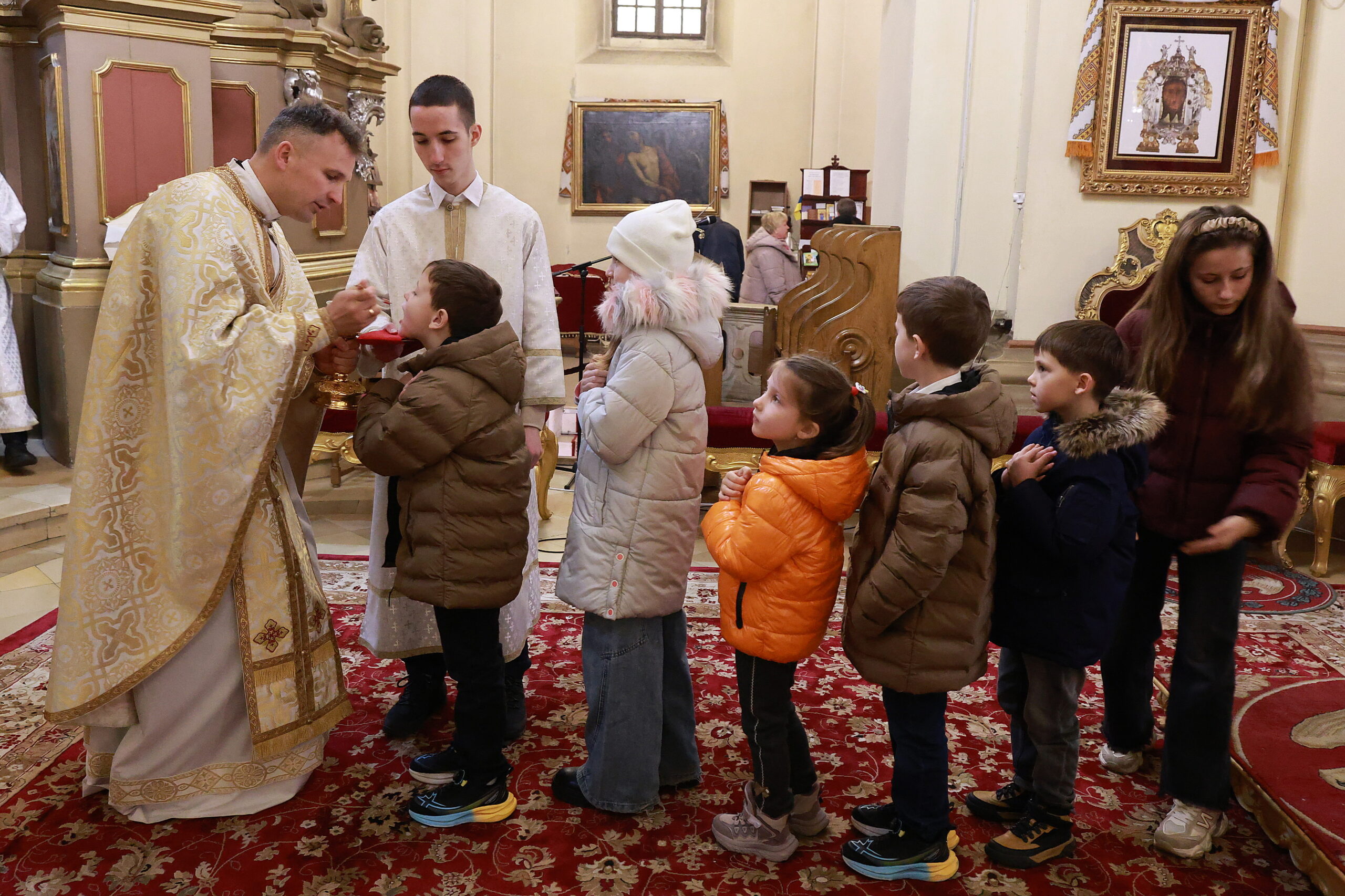«Стараймося далекоглядно інвестувати власне життя» – владика Володимир «Стараймося далекоглядно інвестувати власне життя» – владика Володимир
