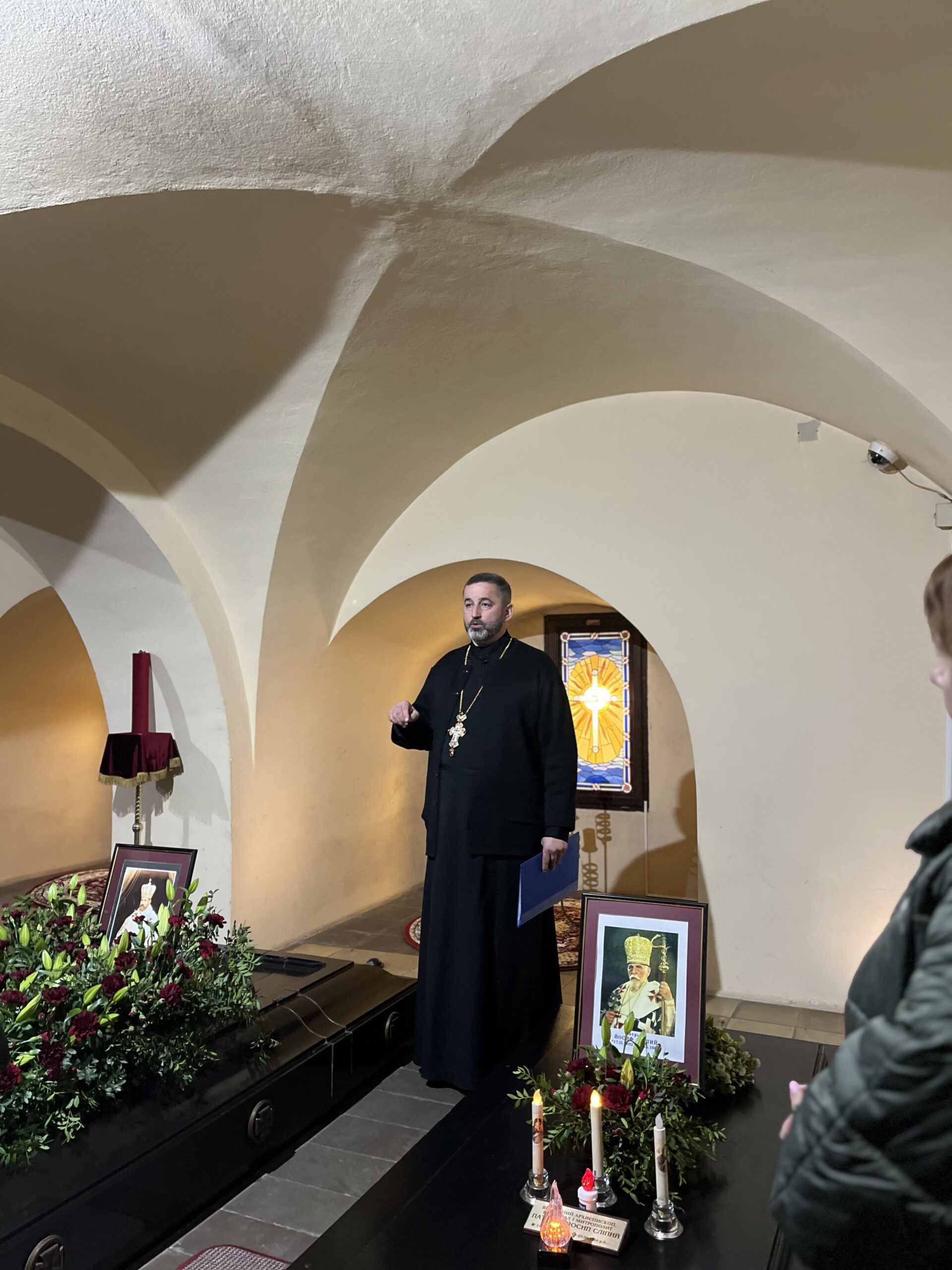 Вчителі львівської гімназії «Престиж» здійснили паломництво на Святоюрську гору Вчителі львівської гімназії «Престиж» здійснили паломництво на Святоюрську гору