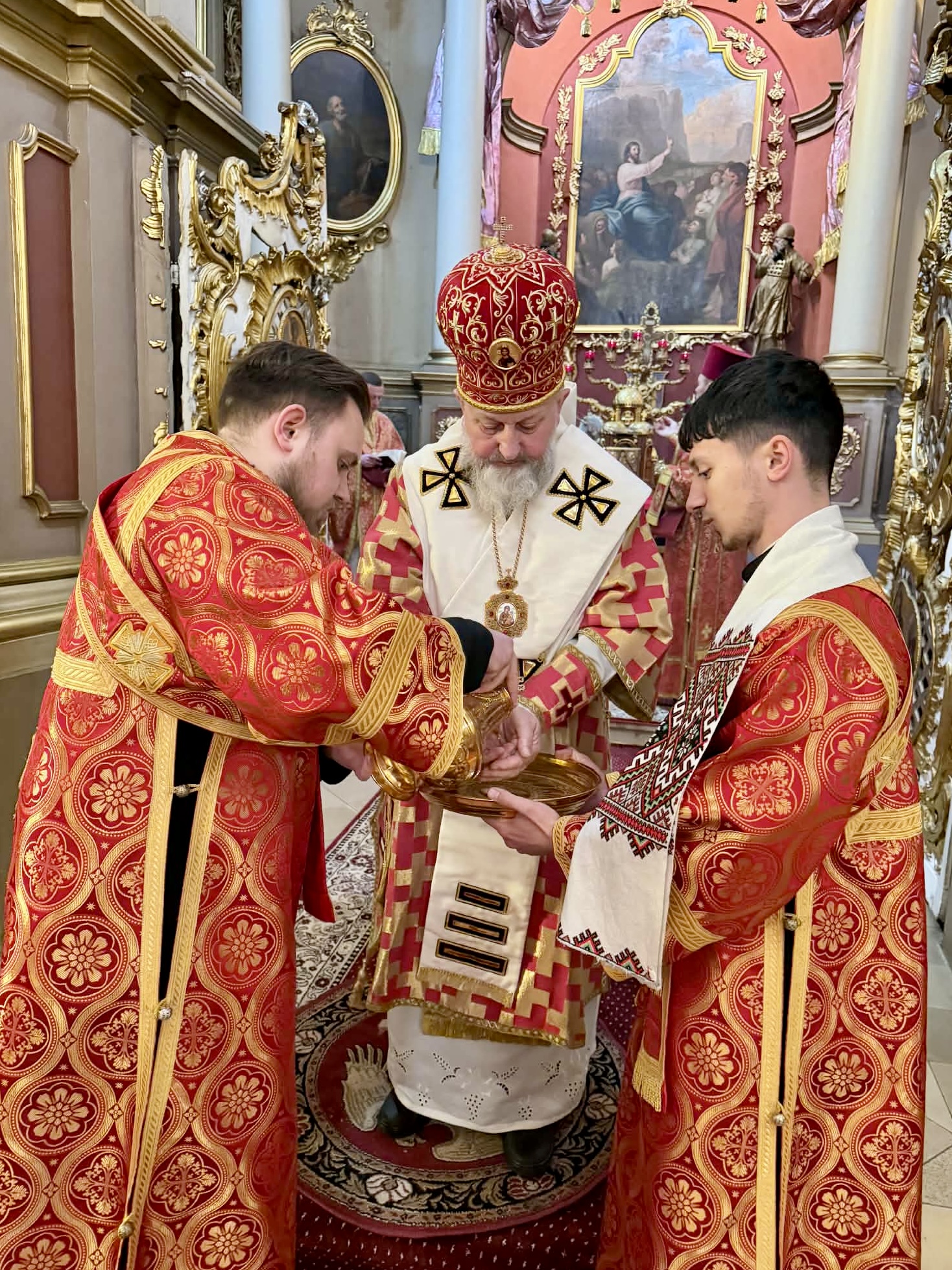 Митрополит Ігор: «Прославляймо хрест Христовий не лише устами, але глибоко від серця» Митрополит Ігор: «Прославляймо хрест Христовий не лише устами, але глибоко від серця»