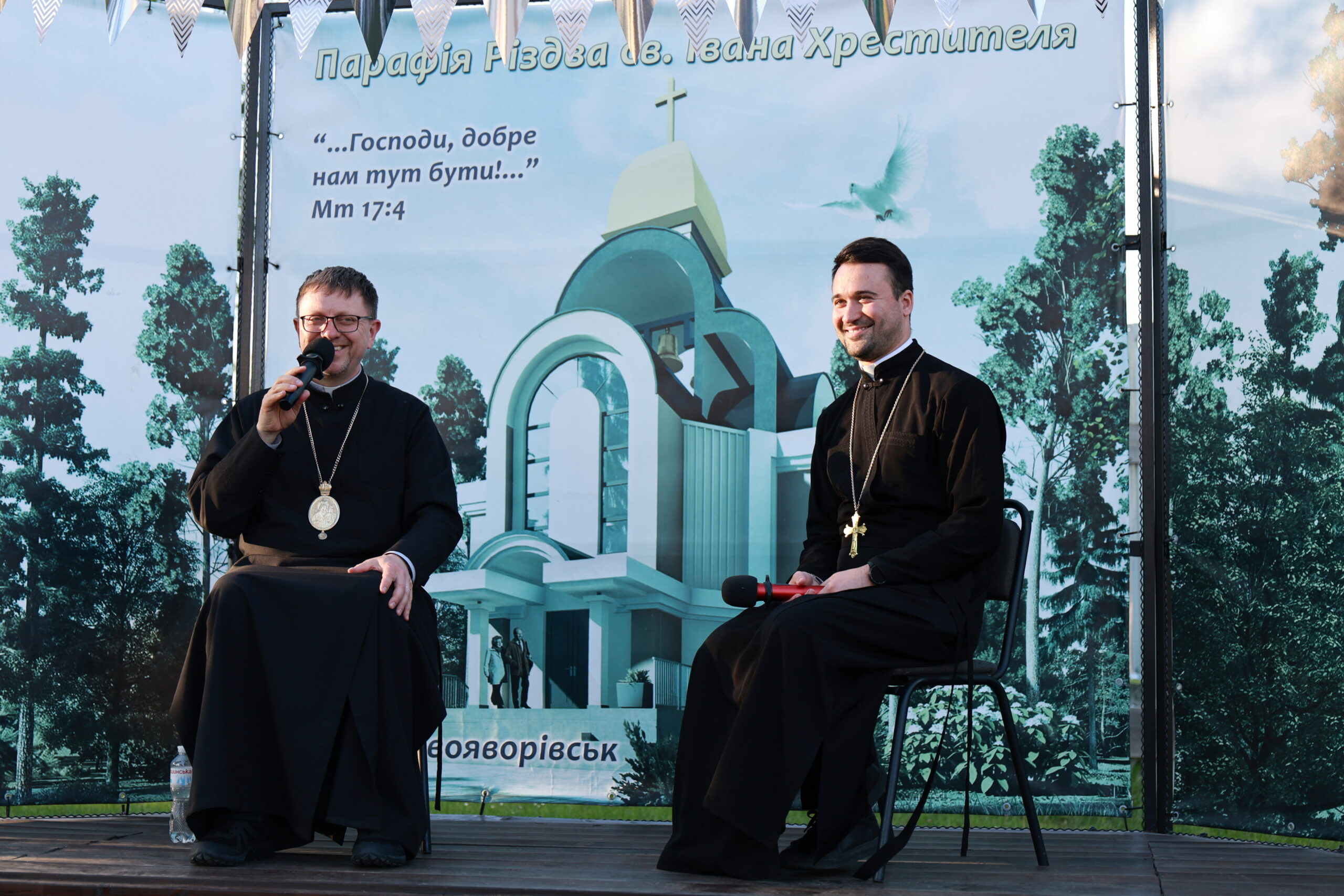 Про віру без шаблонів: здибанка молоді з владикою Володимиром Про віру без шаблонів: здибанка молоді з владикою Володимиром