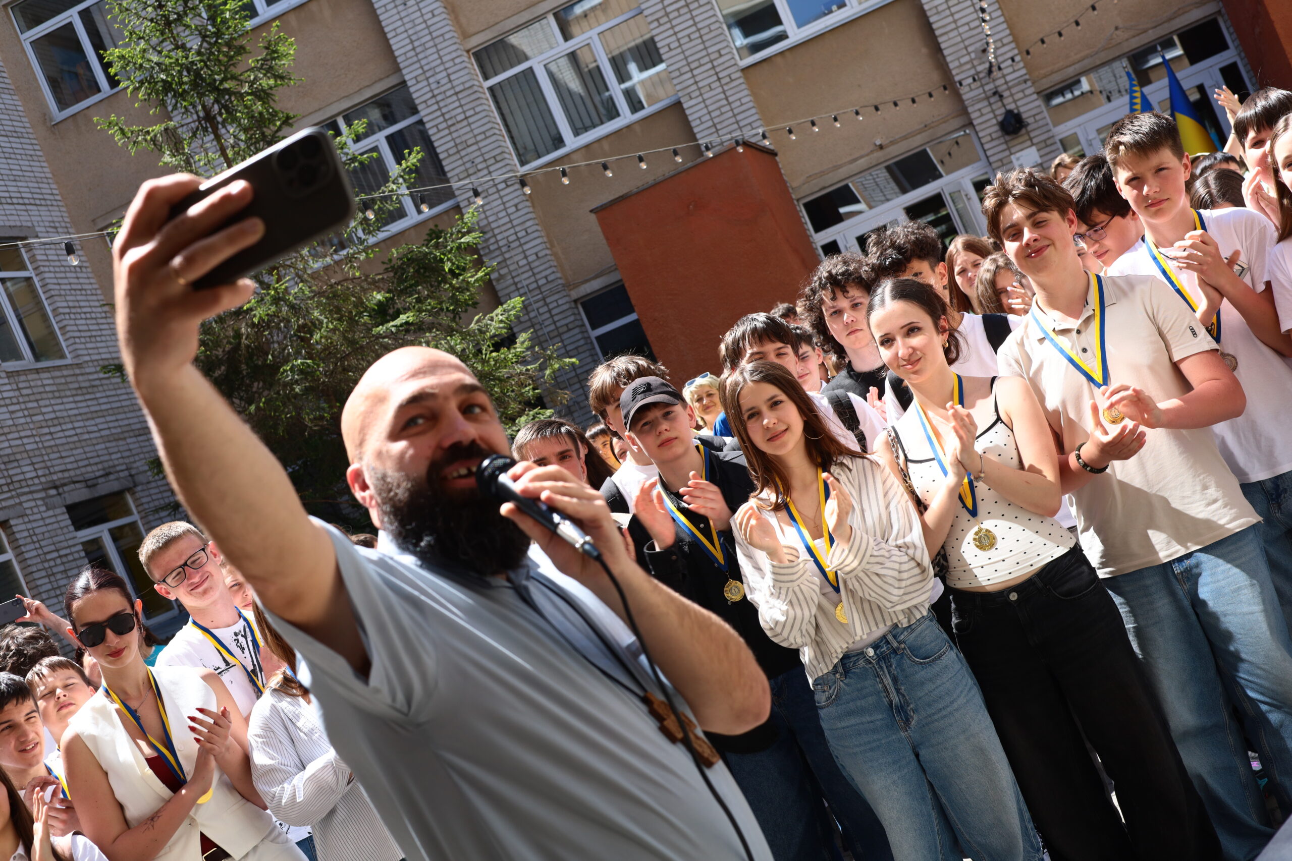 Львівські школярі взяли участь у квізі з нагоди 25-річчя візиту Івана Павла ІІ до Львова Львівські школярі взяли участь у квізі з нагоди 25-річчя візиту Івана Павла ІІ до Львова