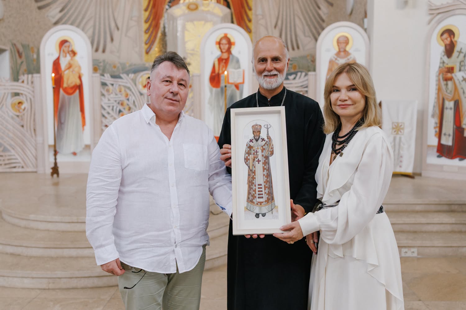 Святість має багато доріг, але веде до єдиного Христа, – в університетському храмі УКУ освятили унікальні ікони святих Святість має багато доріг, але веде до єдиного Христа, – в університетському храмі УКУ освятили унікальні ікони святих